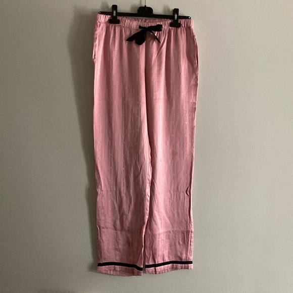 Victoria’s Secret Satin Stipe PJ’s, Sz M - Picture 2 of 8